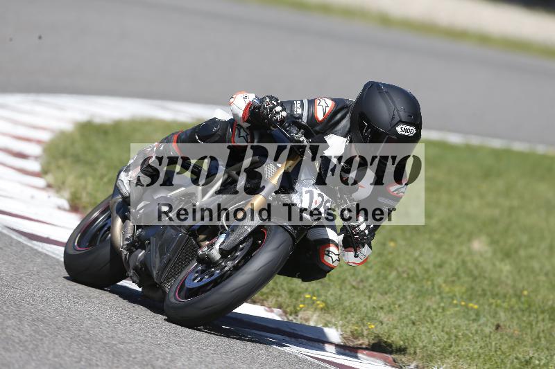 /Archiv-2025/48 25.08.2025 Cornu Master School ADR/rot-rouge/126